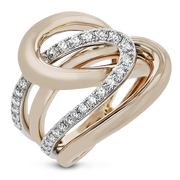 Right Hand Ring in 18k Gold with Diamonds