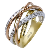 Right Hand Ring in 18k Gold with Diamonds