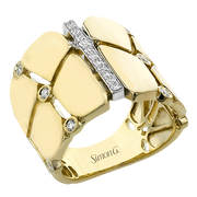 Right Hand Ring in 18k Gold with Diamonds