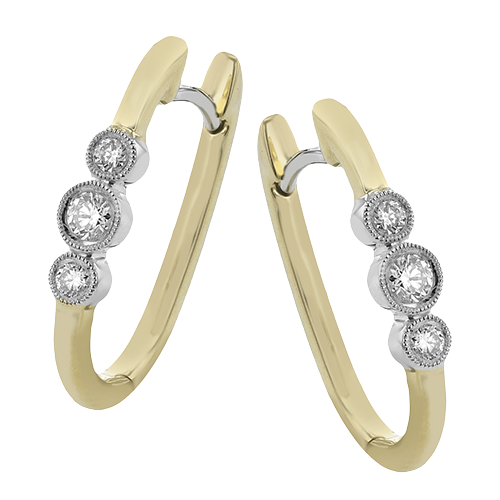 Hoop Earring in 18k Gold with Diamonds