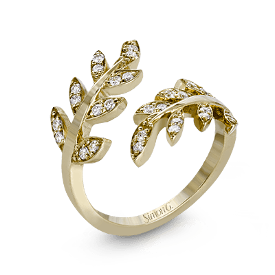 Right Hand Ring in 18k Gold with Diamonds