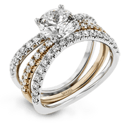 Engagement Ring in 18k Gold with Diamonds