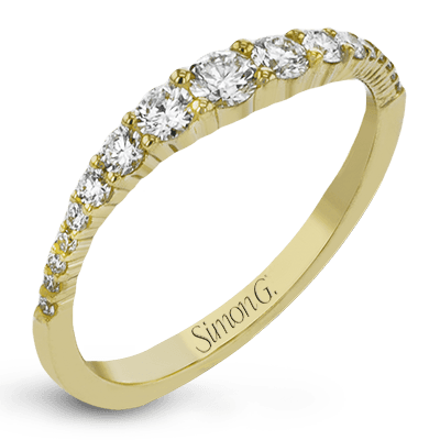 Right Hand Ring in 18k Gold with Diamonds