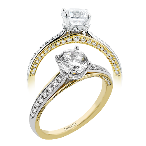 Engagement Ring in 18k Gold with Diamonds