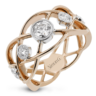 Right Hand Ring in 18k Gold with Diamonds