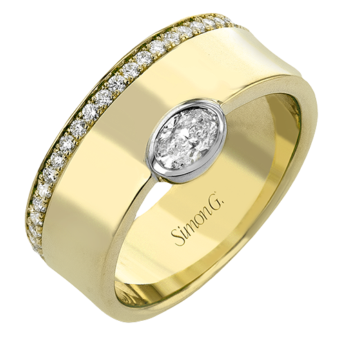 Right Hand Ring in 18k Gold with Diamonds