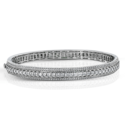 Bangle in 18k Gold with Diamonds