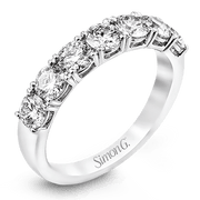 Anniversary Ring in Platinum with Diamonds