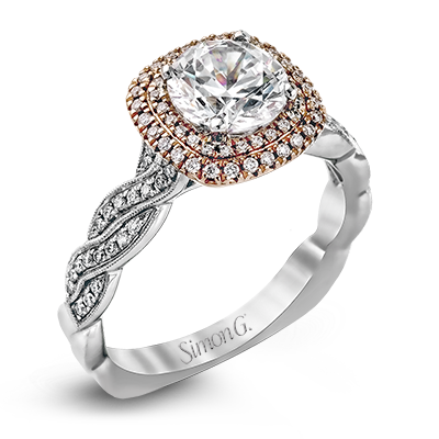 Engagement Ring in 18k Gold with Diamonds