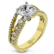 Engagement Ring in 18k Gold with Diamonds