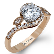 Engagement Ring in 18k Gold with Diamonds