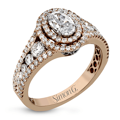 Engagement Ring in 18k Gold with Diamonds