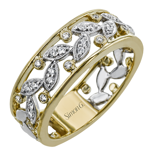 Right Hand Ring in 18k Gold with Diamonds